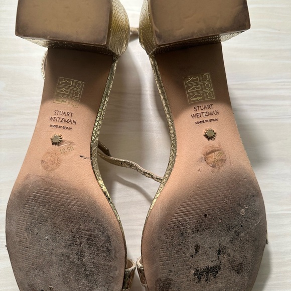 Stuart Weitzman 10.5B gold snakeskin sandals - Picture 3 of 4